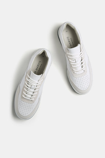 Lakes * The Classic Sneakers Lakes * The Classic Sneakers