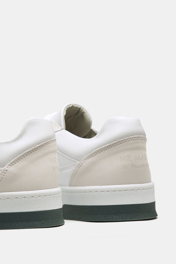 Lakes * The Classic Sneakers